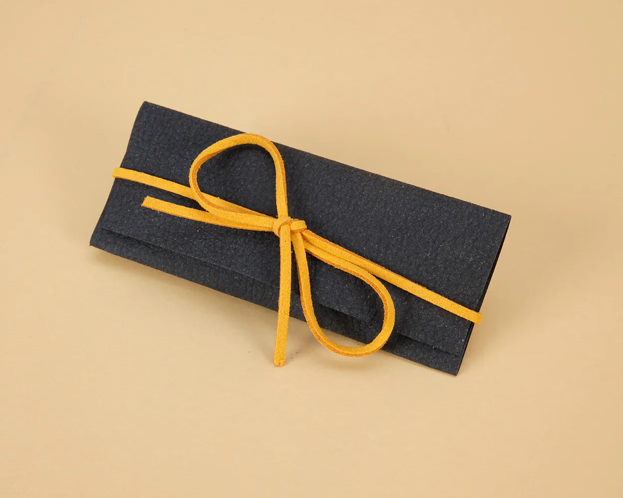 Sobres piel reciclada USB